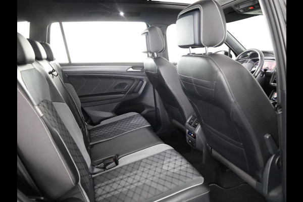Volkswagen Tiguan Allspace 1.5 TSI R-Line Business+ 7p. |150 pk Automaat (DSG) |R-line  | Navigatie | Matrix LED koplampen | Stoel + Stuur verwarming| Panoramadak | Achteruit rijcamera | Parkeersensoren