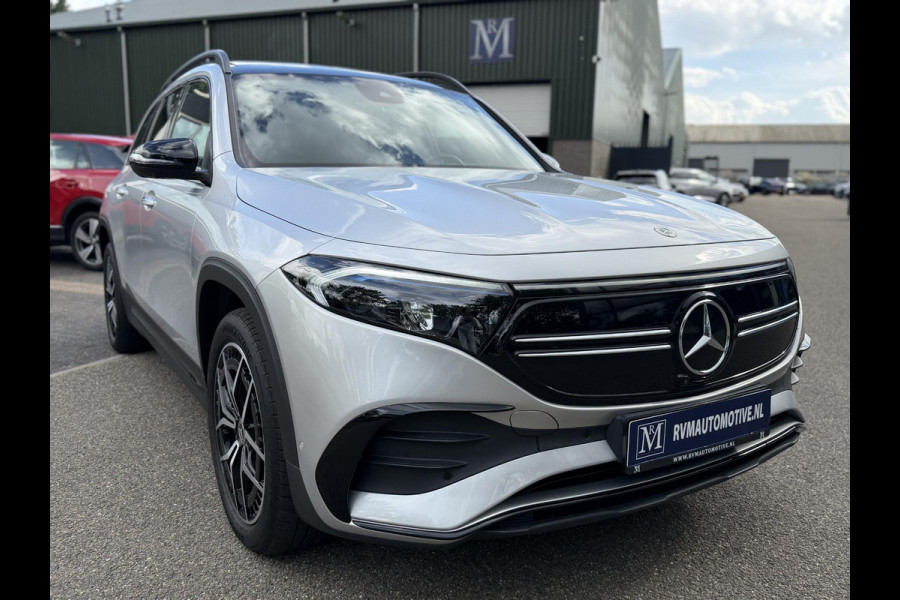 Mercedes-Benz EQB 300 4MATIC AMG Line 7p. 67 kWh | SOH 98% | NIGHT PAKKET | 360 CAMERA| 7 PERSOONS | RIJKLAAR + 12 MND BOVAG GARANTIE | STOEL VERWARMING | DODE HOEK |