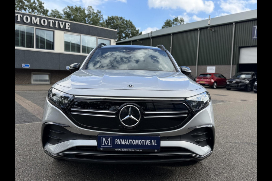 Mercedes-Benz EQB 300 4MATIC AMG Line 7p. 67 kWh | SOH 98% | NIGHT PAKKET | 360 CAMERA| 7 PERSOONS | RIJKLAAR + 12 MND BOVAG GARANTIE | STOEL VERWARMING | DODE HOEK |