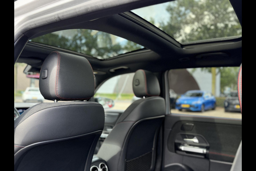Mercedes-Benz EQB 300 4MATIC AMG Line 7p. 67 kWh | SOH 98% | NIGHT PAKKET | 360 CAMERA| 7 PERSOONS | RIJKLAAR + 12 MND BOVAG GARANTIE | STOEL VERWARMING | DODE HOEK |