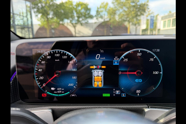 Mercedes-Benz EQB 300 4MATIC AMG Line 7p. 67 kWh | SOH 98% | NIGHT PAKKET | 360 CAMERA| 7 PERSOONS | RIJKLAAR + 12 MND BOVAG GARANTIE | STOEL VERWARMING | DODE HOEK |
