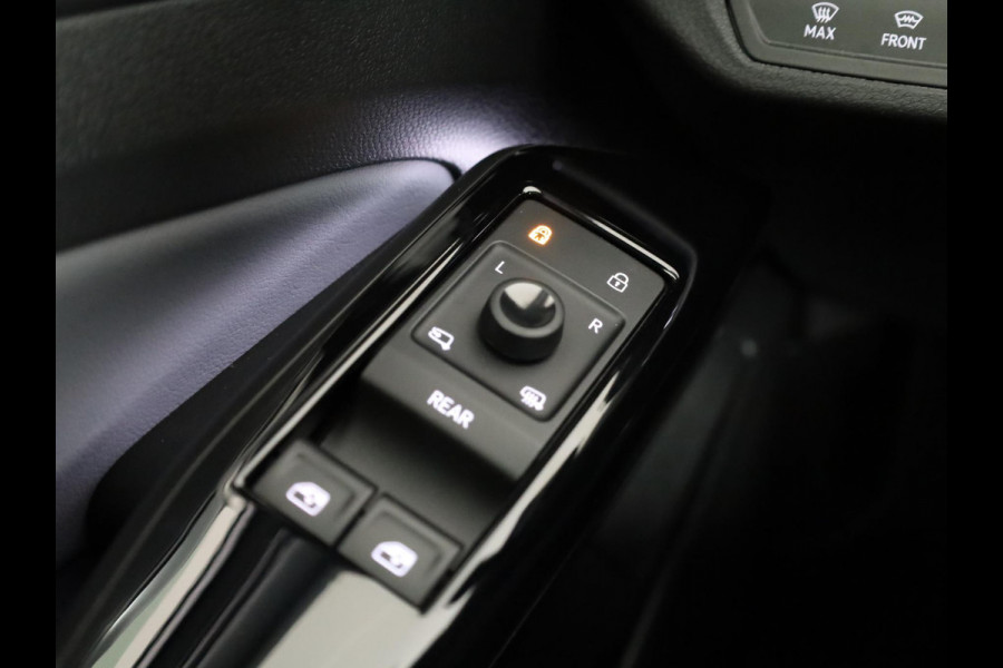 Volkswagen ID.4 Pro 77 kWh 204 Pk | SOH 96% | Navigatie | Panoramadak | Parkeersensoren (Park assist) | Achteruitrijcamera | Matrix LED koplampen | Keyless | Comfort pakket |