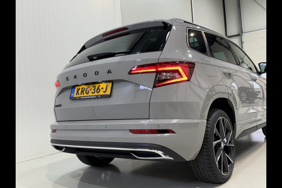Škoda Karoq 1.5 TSI 150pk ACT DSG Sportline | Pano dak | Acc | Camera