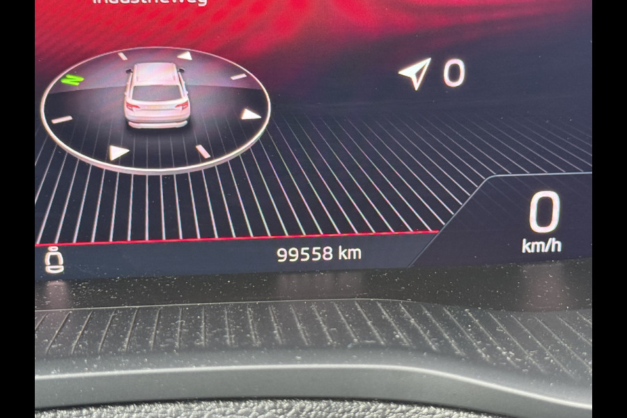 Škoda Karoq 1.5 TSI 150pk ACT DSG Sportline | Pano dak | Acc | Camera