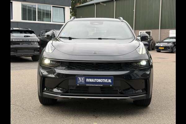 Lynk & Co 01 1.5 Core | NIEUW MODEL! | FABRIEKSGARANTIE T/M 2030! | CAMERA| STOELVERWARMING| APPLE CARPLAY| ADAPTIVE CRUISE CONTROL|