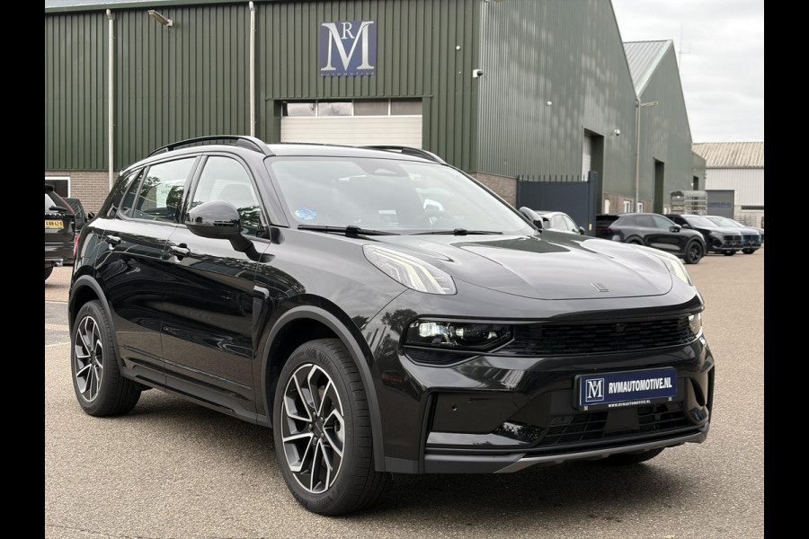 Lynk & Co 01 1.5 Core | NIEUW MODEL! | FABRIEKSGARANTIE T/M 2030! | CAMERA| STOELVERWARMING| APPLE CARPLAY| ADAPTIVE CRUISE CONTROL|