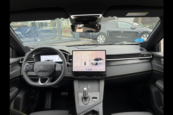 Lynk & Co 01 1.5 Core | NIEUW MODEL! | FABRIEKSGARANTIE T/M 2030! | CAMERA| STOELVERWARMING| APPLE CARPLAY| ADAPTIVE CRUISE CONTROL|