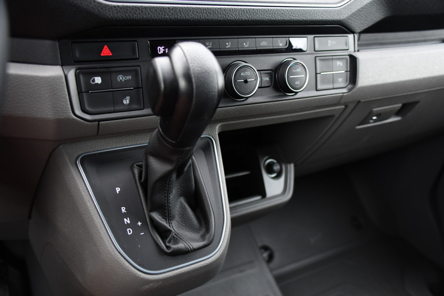MAN TGE 3.180 35 2.0 L3H3 Black Edition Full Options! Adaptieve Cruise, Camera, Carplay, LED, 2 x Schuifdeur, Leder, Clima, Stoelverwarming, Automaat, 177pk, Uniek!