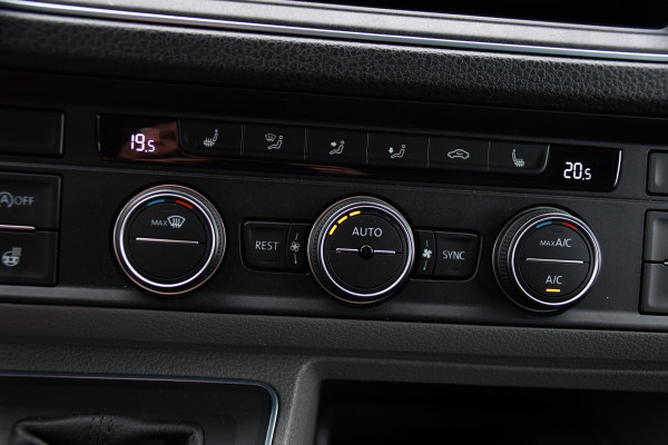 MAN TGE 3.180 35 2.0 L3H3 Black Edition Full Options! Adaptieve Cruise, Camera, Carplay, LED, 2 x Schuifdeur, Leder, Clima, Stoelverwarming, Automaat, 177pk, Uniek!