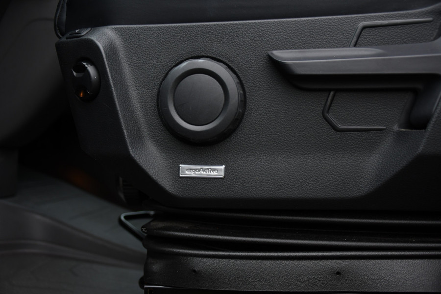MAN TGE 3.180 35 2.0 L3H3 Black Edition Full Options! Adaptieve Cruise, Camera, Carplay, LED, 2 x Schuifdeur, Leder, Clima, Stoelverwarming, Automaat, 177pk, Uniek!