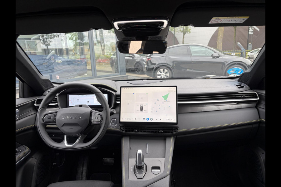 Lynk & Co 01 1.5 Core | NIEUW MODEL! | FABRIEKSGARANTIE T/M 2030! | CAMERA| STOELVERWARMING| APPLE CARPLAY| ADAPTIVE CRUISE CONTROL|