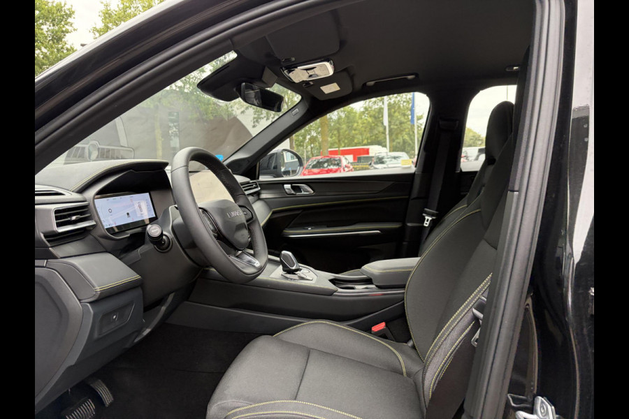 Lynk & Co 01 1.5 Core | NIEUW MODEL! | FABRIEKSGARANTIE T/M 2030! | CAMERA| STOELVERWARMING| APPLE CARPLAY| ADAPTIVE CRUISE CONTROL|