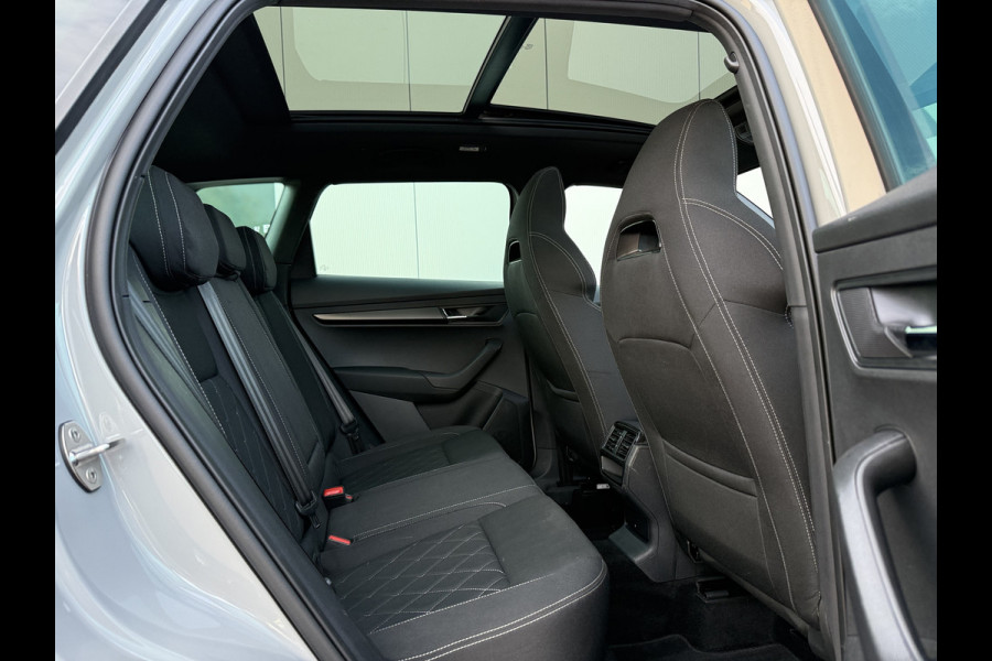 Škoda Karoq 1.5 TSI 150pk ACT DSG Sportline | Pano dak | Acc | Camera