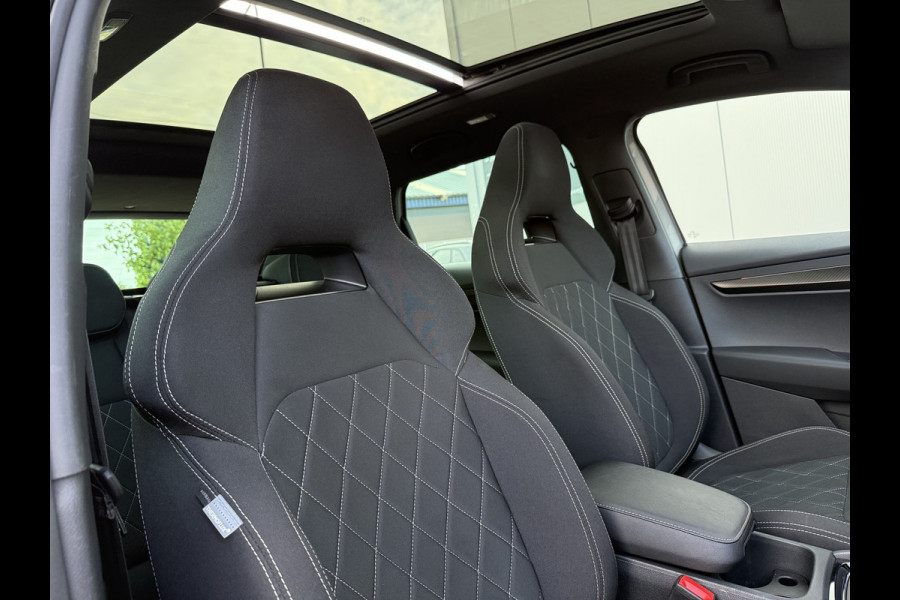 Škoda Karoq 1.5 TSI 150pk ACT DSG Sportline | Pano dak | Acc | Camera