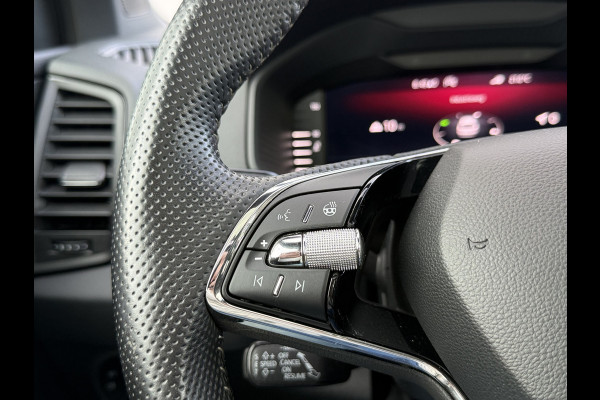 Škoda Karoq 1.5 TSI 150pk ACT DSG Sportline | Pano dak | Acc | Camera