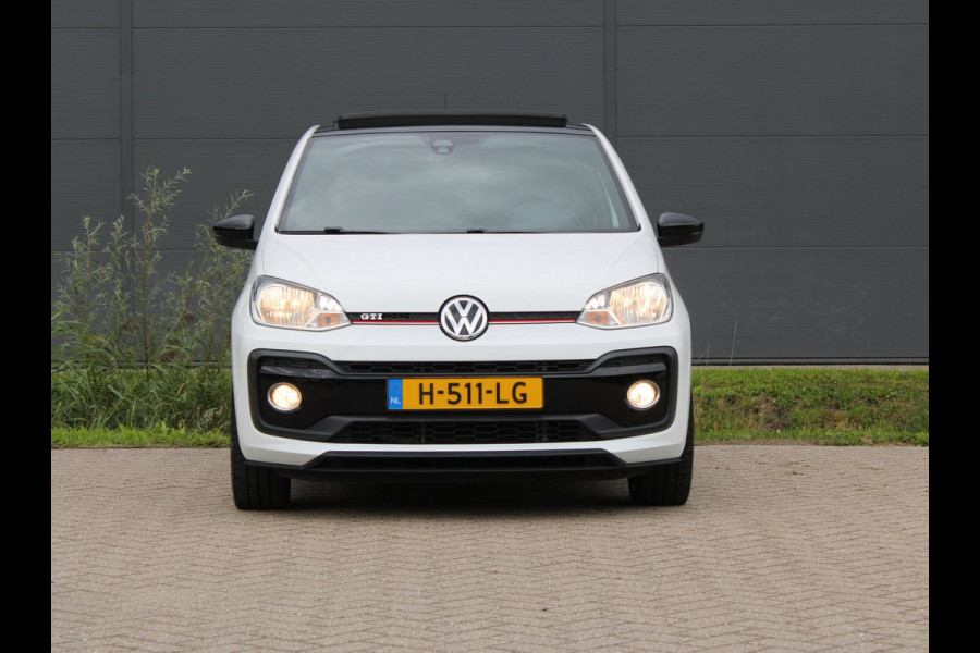 Volkswagen up! 1.0 GTI BeatsAudio Schuifdak 116pk! Camera