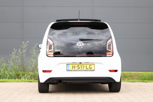 Volkswagen up! 1.0 GTI BeatsAudio Schuifdak 116pk! Camera
