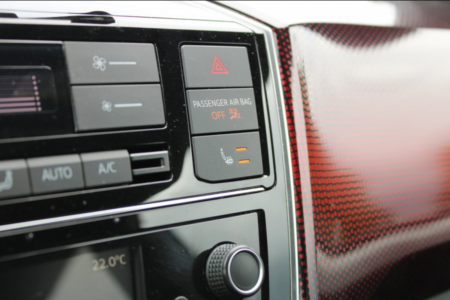 Volkswagen up! 1.0 GTI BeatsAudio Schuifdak 116pk! Camera
