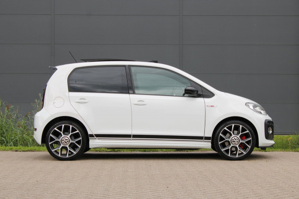 Volkswagen up! 1.0 GTI BeatsAudio Schuifdak 116pk! Camera