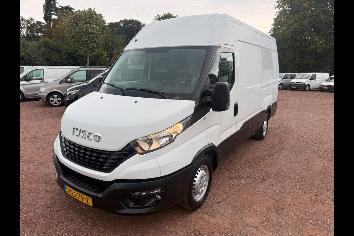 Iveco Daily 35S16V 2.3 160PK L2H2 3.5T trekgewicht / Cruise / Airco