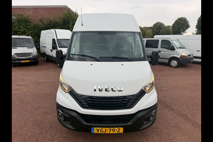 Iveco Daily 35S16V 2.3 160PK L2H2 3.5T trekgewicht / Cruise / Airco