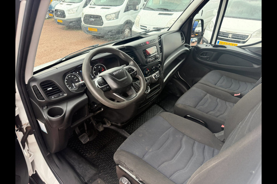 Iveco Daily 35S16V 2.3 160PK L2H2 3.5T trekgewicht / Cruise / Airco