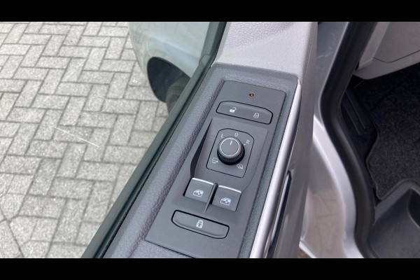 Volkswagen Transporter L2H1 2.0 TDI 150pk DSG Bulli / Wordt verwacht / Automaat