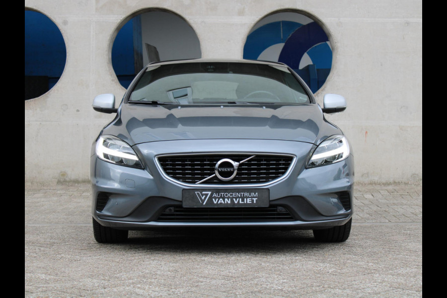 Volvo V40 1.5 T3 Polar+ Sport | PANORAMA DAK | STOELVERWARMING | NAVIGATIE |