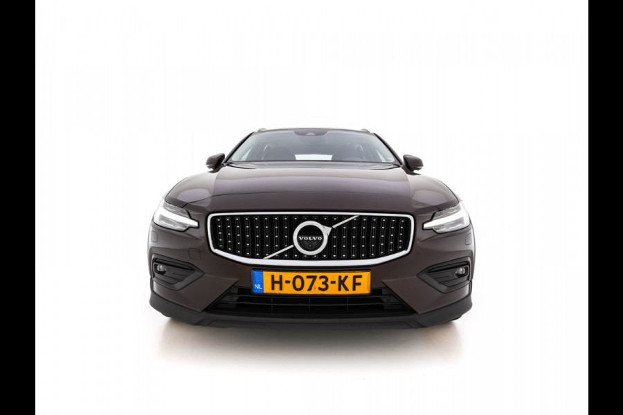 Volvo V60 Cross Country 2.0 D4 AWD Pro Aut. *LEATHER | FULL-LED | HARMAN/KARDON-AUDIO | NAVI-FULLMAP | MEMORY-PACK | BLIND-SPOT | DIGI-COCKPIT | HEATED/VENTILATED-CONTOURSEATS | CAMERA | ECC | PDC | CRUISE | TOWBAR | 18''ALU*