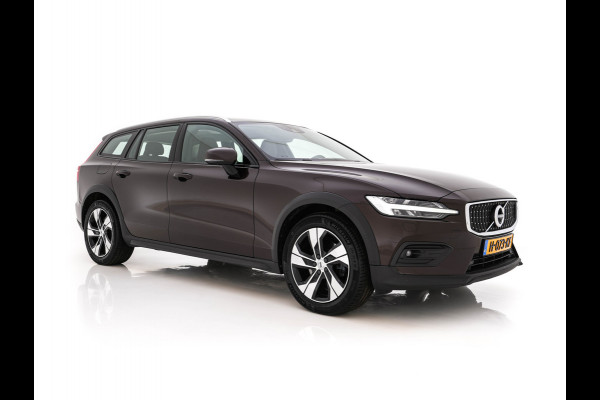 Volvo V60 Cross Country 2.0 D4 AWD Pro Aut. *LEATHER | FULL-LED | HARMAN/KARDON-AUDIO | NAVI-FULLMAP | MEMORY-PACK | BLIND-SPOT | DIGI-COCKPIT | HEATED/VENTILATED-CONTOURSEATS | CAMERA | ECC | PDC | CRUISE | TOWBAR | 18''ALU*