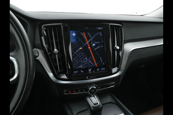 Volvo V60 Cross Country 2.0 D4 AWD Pro Aut. *LEATHER | FULL-LED | HARMAN/KARDON-AUDIO | NAVI-FULLMAP | MEMORY-PACK | BLIND-SPOT | DIGI-COCKPIT | HEATED/VENTILATED-CONTOURSEATS | CAMERA | ECC | PDC | CRUISE | TOWBAR | 18''ALU*