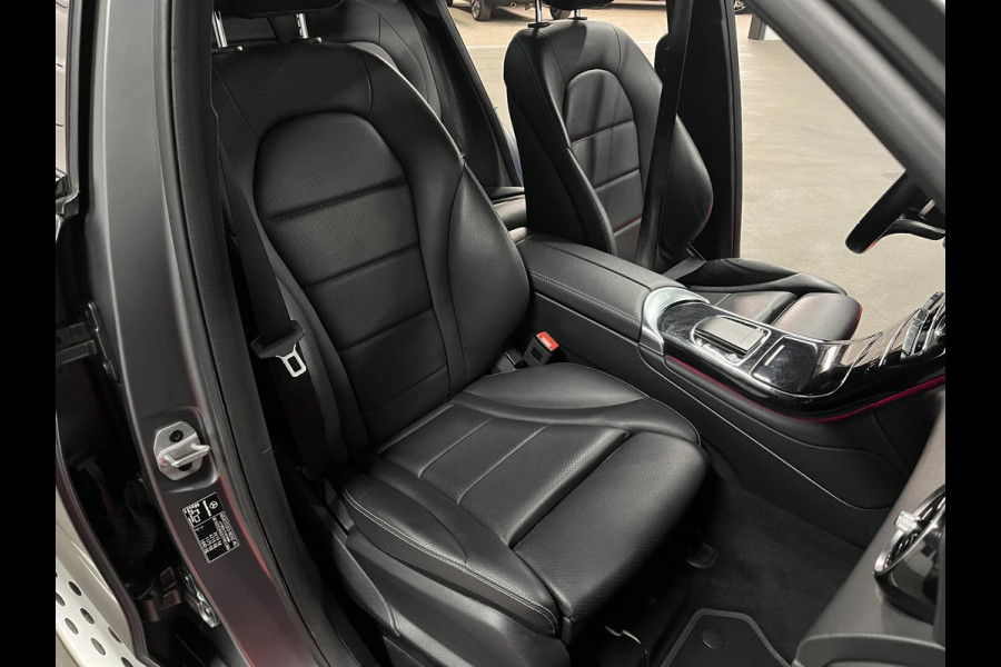 Mercedes-Benz GLC 300e 4MATIC Adapt. cruise | Open dak | Burmester | Massage | Memory | Stoelverwarming | Camera | Ambiente verlichting | Carplay | Originele kleur*