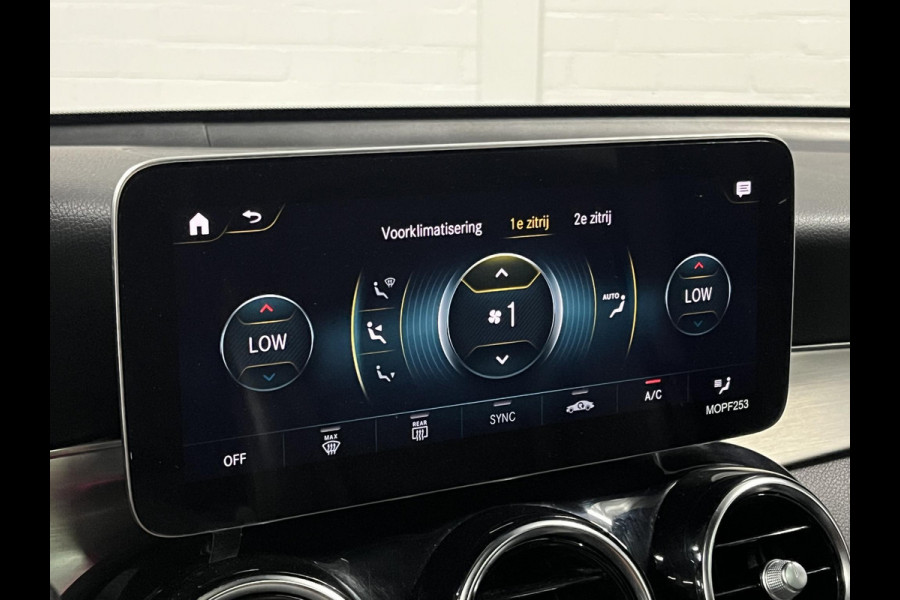 Mercedes-Benz GLC 300e 4MATIC Adapt. cruise | Open dak | Burmester | Massage | Memory | Stoelverwarming | Camera | Ambiente verlichting | Carplay | Originele kleur*