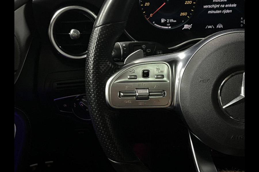 Mercedes-Benz GLC 300e 4MATIC Adapt. cruise | Open dak | Burmester | Massage | Memory | Stoelverwarming | Camera | Ambiente verlichting | Carplay | Originele kleur*