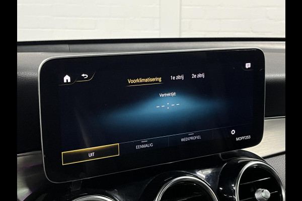 Mercedes-Benz GLC 300e 4MATIC Adapt. cruise | Open dak | Burmester | Massage | Memory | Stoelverwarming | Camera | Ambiente verlichting | Carplay | Originele kleur*