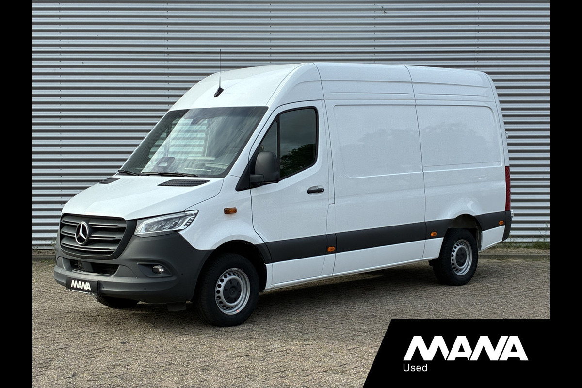 Mercedes-Benz Sprinter 317 1.9 CDI 170pk L2H2 RWD LED Facelift Trekhaak 3,5t Cruise Camera Carplay Mbux