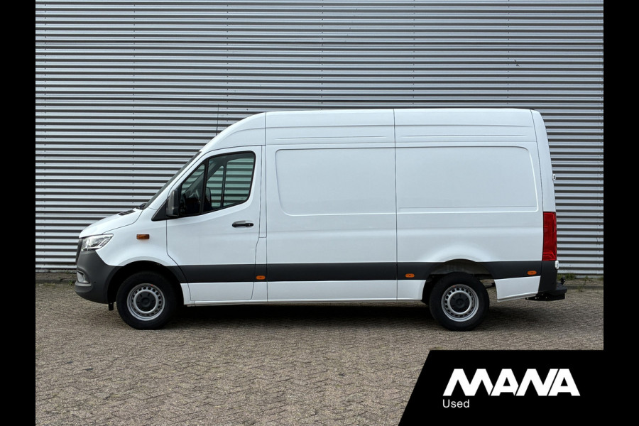 Mercedes-Benz Sprinter 317 1.9 CDI 170pk L2H2 RWD LED Facelift Trekhaak 3,5t Cruise Camera Carplay Mbux