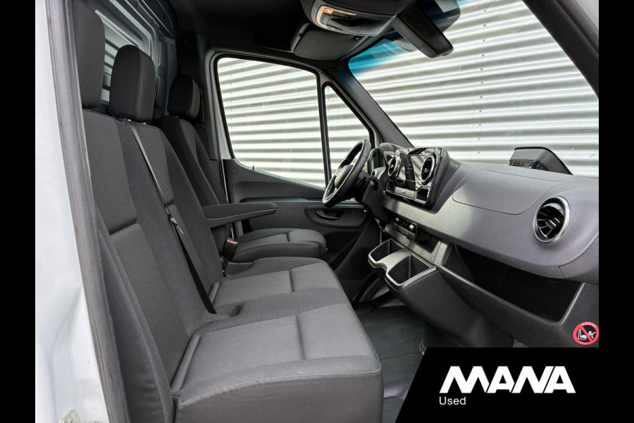 Mercedes-Benz Sprinter 317 1.9 CDI 170pk L2H2 RWD LED Facelift Trekhaak 3,5t Cruise Camera Carplay Mbux