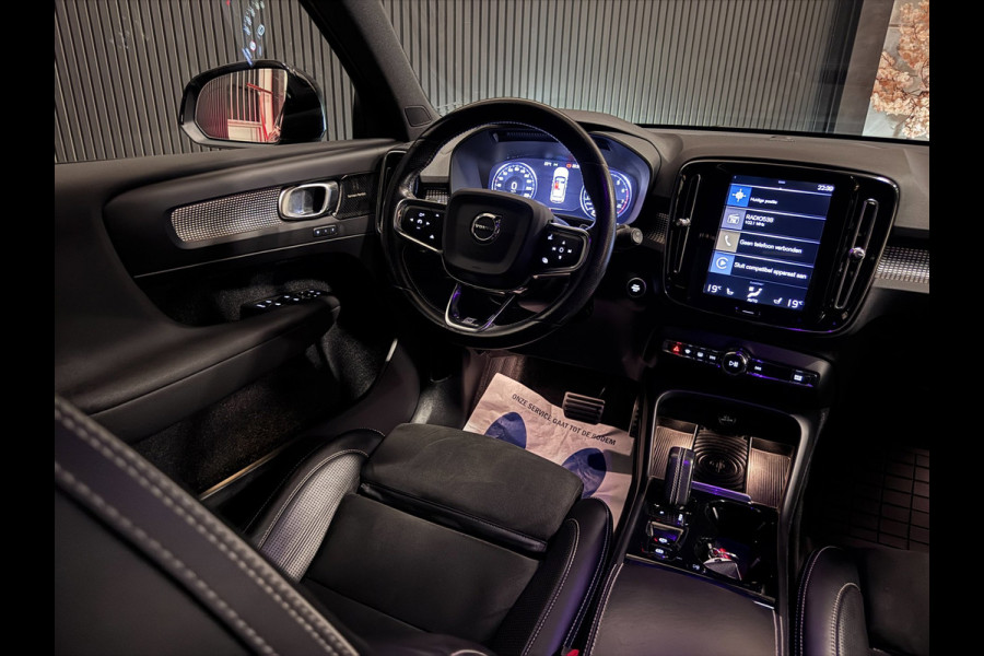 Volvo XC40 2.0 T5 AWD R-Design PANO | HARMAN KARDON | 360 CAM | VOL OPTIES!