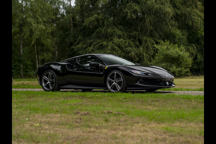 Ferrari 296 GTB 3.0 V6 | Lift | Cioccolato Racing Seats