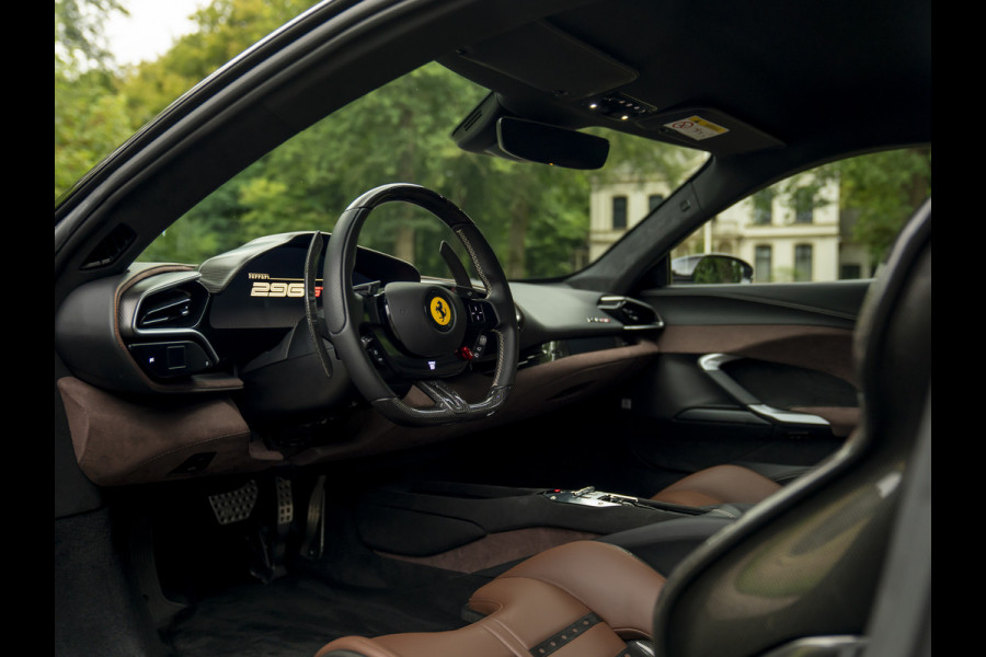 Ferrari 296 GTB 3.0 V6 | Lift | Cioccolato Racing Seats
