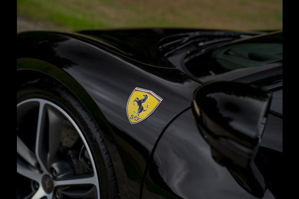 Ferrari 296 GTB 3.0 V6 | Lift | Cioccolato Racing Seats