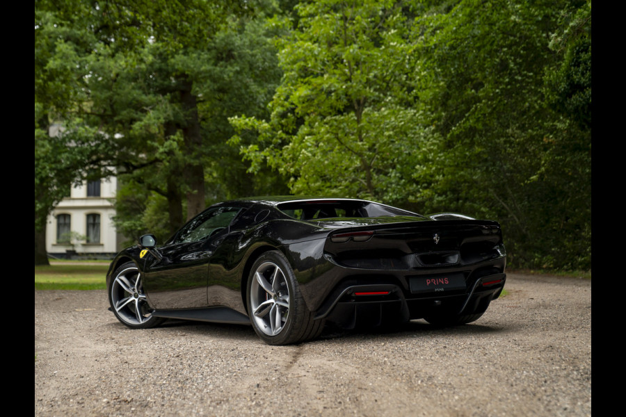 Ferrari 296 GTB 3.0 V6 | Lift | Cioccolato Racing Seats