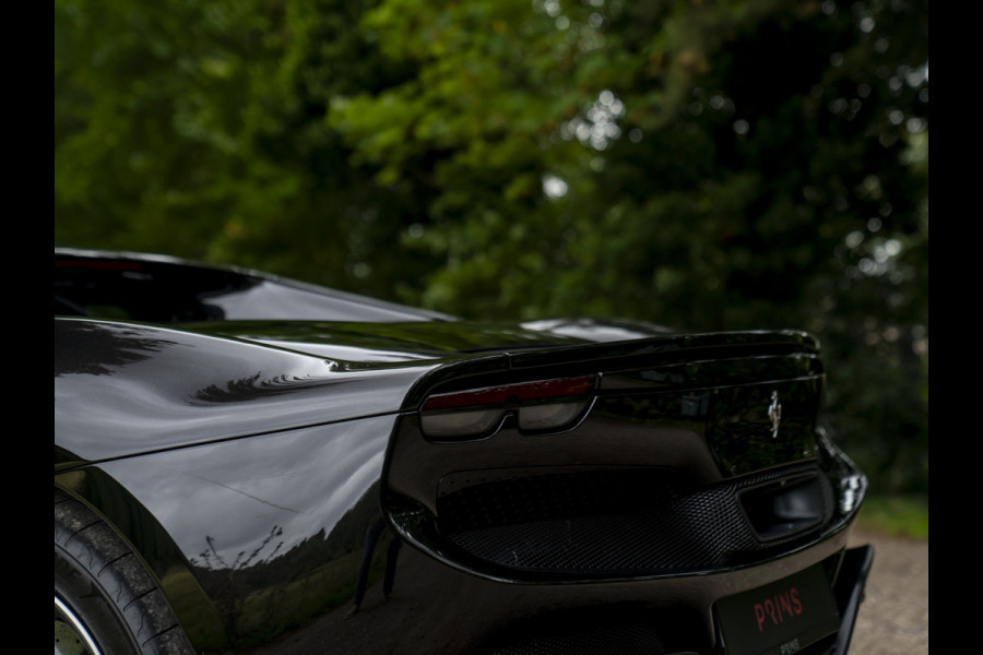 Ferrari 296 GTB 3.0 V6 | Lift | Cioccolato Racing Seats