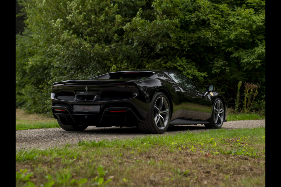 Ferrari 296 GTB 3.0 V6 | Lift | Cioccolato Racing Seats