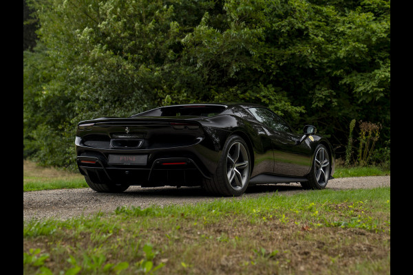 Ferrari 296 GTB 3.0 V6 | Lift | Cioccolato Racing Seats