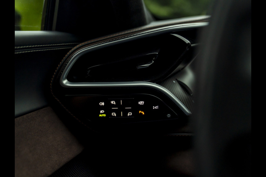 Ferrari 296 GTB 3.0 V6 | Lift | Cioccolato Racing Seats