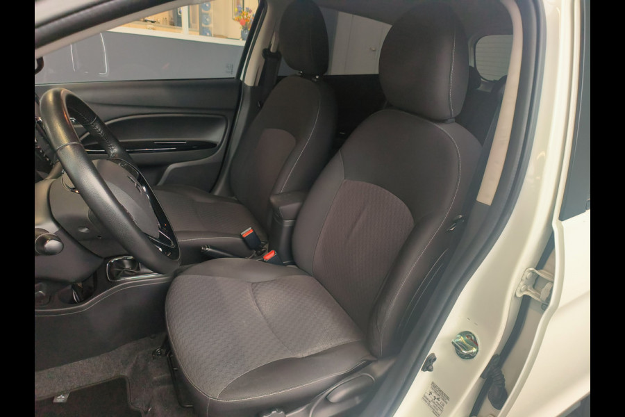 Mitsubishi Space Star 1.2 Instyle uit 2018 Rijklaar + 12 maanden Bovag-garantie Henk Jongen Auto's in Helmond,  al 50 jaar service zoals 't hoort!