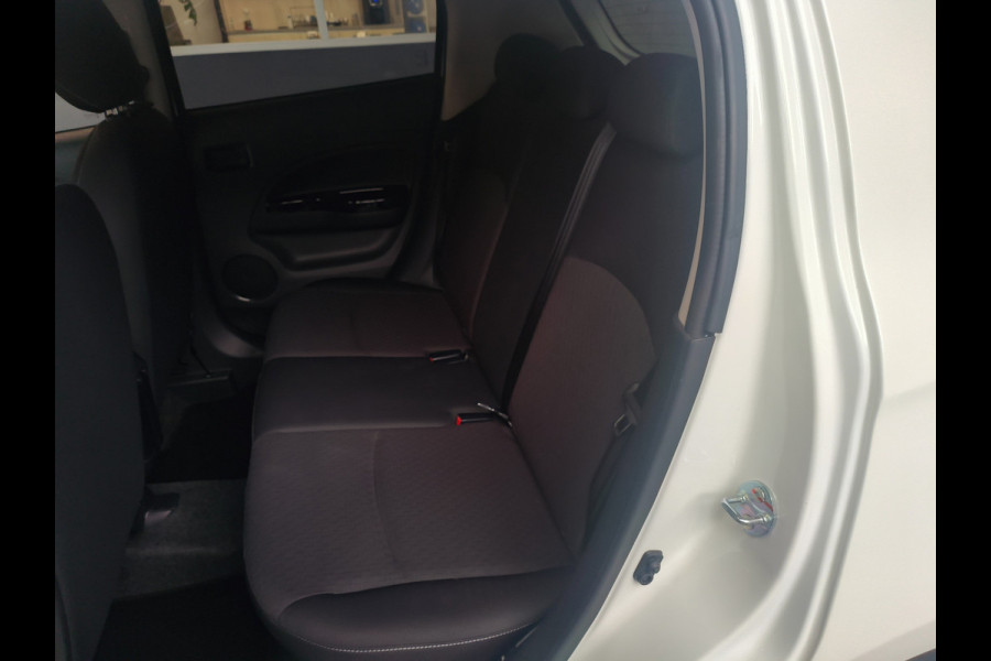 Mitsubishi Space Star 1.2 Instyle uit 2018 Rijklaar + 12 maanden Bovag-garantie Henk Jongen Auto's in Helmond,  al 50 jaar service zoals 't hoort!