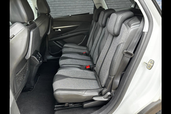 Peugeot 5008 1.2 PureTech Allure CAMERA|7PERSOONS|TREKHAAK|LEDER|NAVI